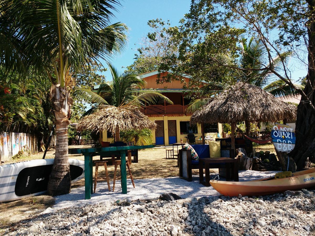 Sámara Sunset Chill Out Bed & Breakfast المظهر الخارجي الصورة